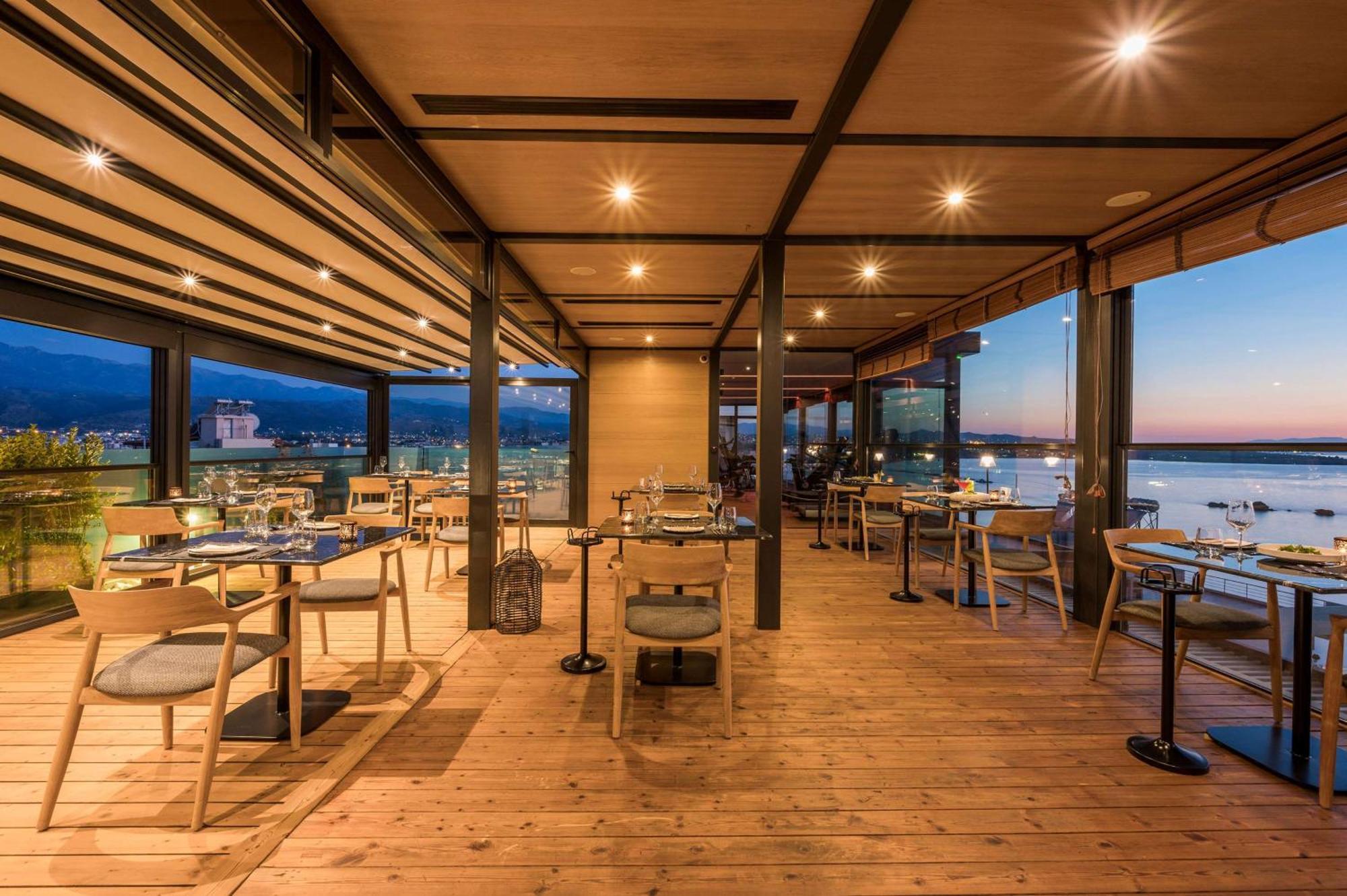 Chania Flair Boutique Hotel, Adults Only, Tapestry Collection By Hilton מלון
